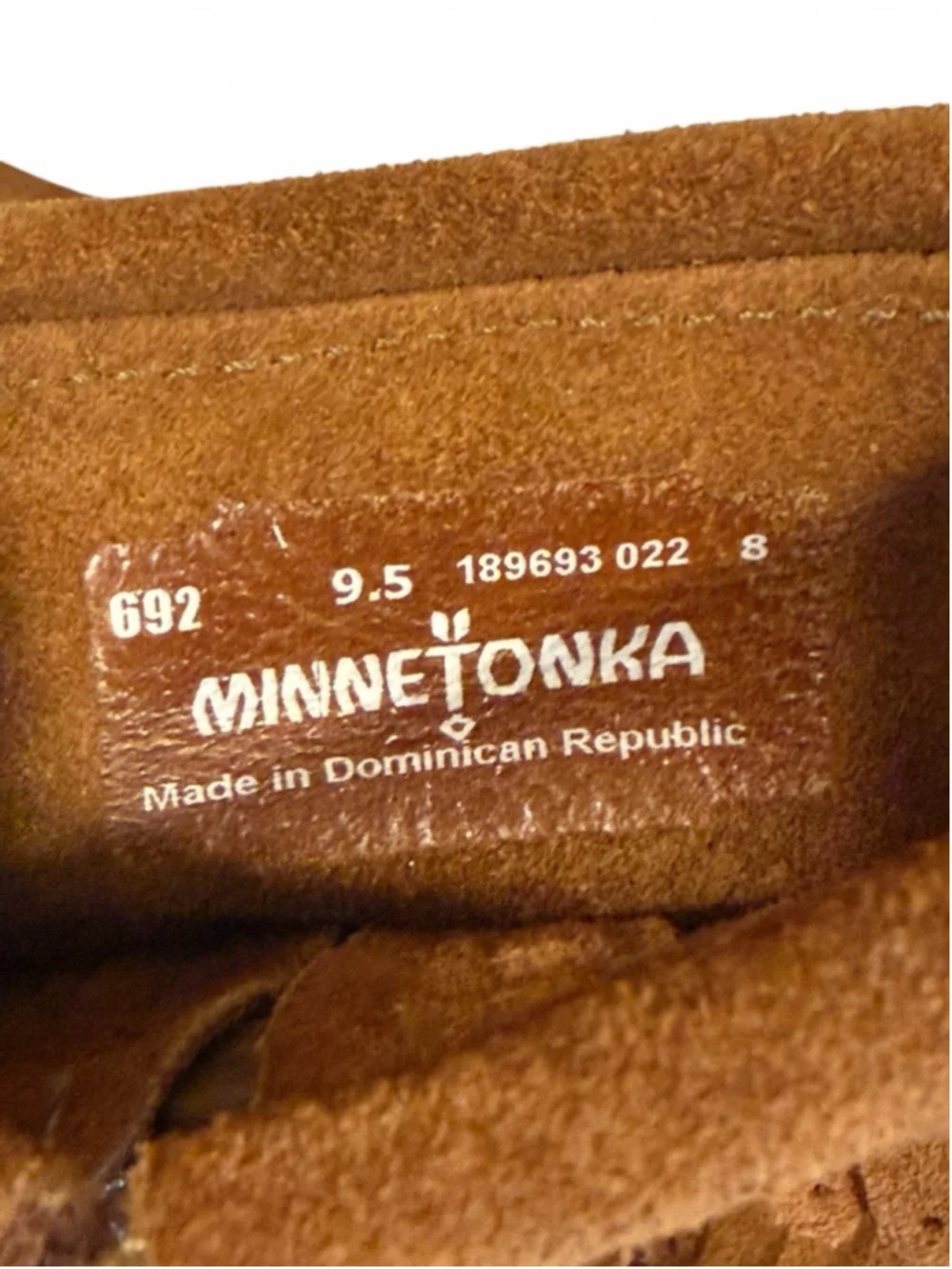 Minnetonka Women’s Double Fringe Suede Ankle Boots Brown Concho Moccasins 9.5 - Picture 6 of 8